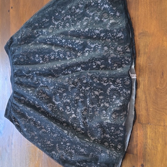 Express High Waisted Lace And Tulle Black And White Fit And Flare Skirt Size 12 - Picture 1 of 8